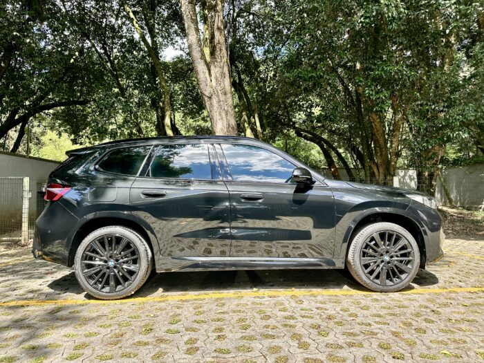 BMW X1 2023 completo