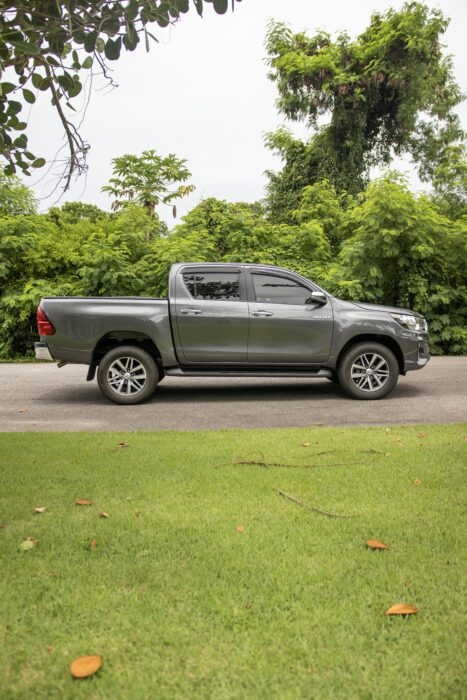 TOYOTA HILUX 2020 completo