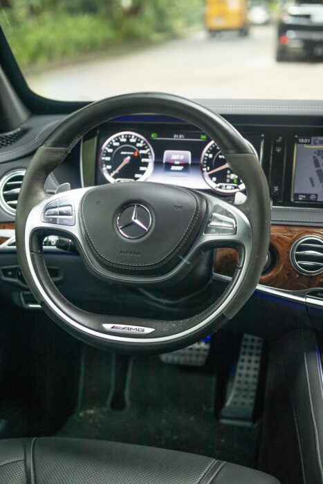 MERCEDES-BENZ S 63 2015 completo