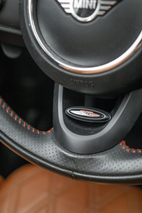 MINI COOPER 2020 completo