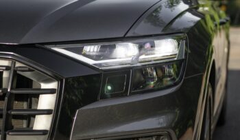 AUDI Q8 2020 completo