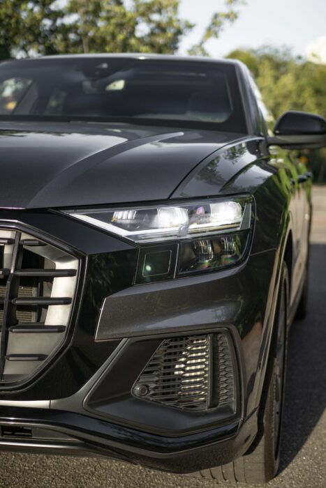 AUDI Q8 2020 completo