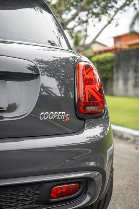 MINI COOPER 2020 completo