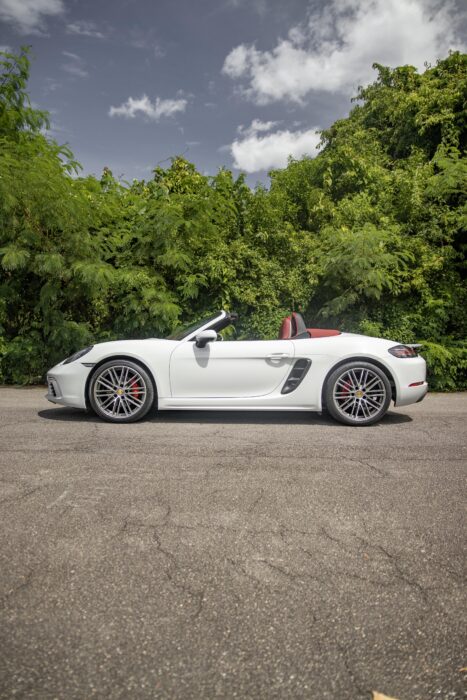 PORSCHE 718 Boxster 2020 completo