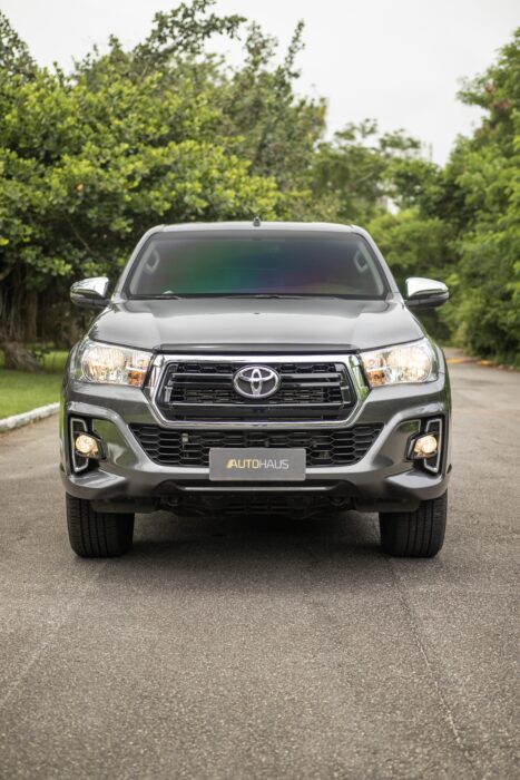 TOYOTA HILUX 2020 completo