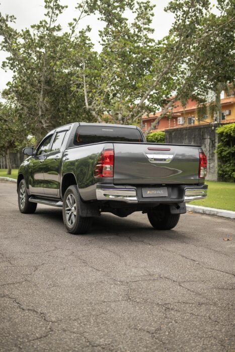 TOYOTA HILUX 2020 completo