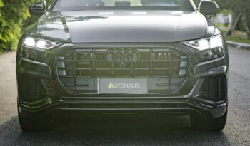 AUDI Q8 2020 completo