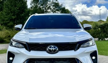 TOYOTA HILUX SW4 2024 completo