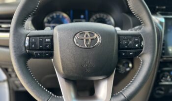 TOYOTA HILUX SW4 2024 completo