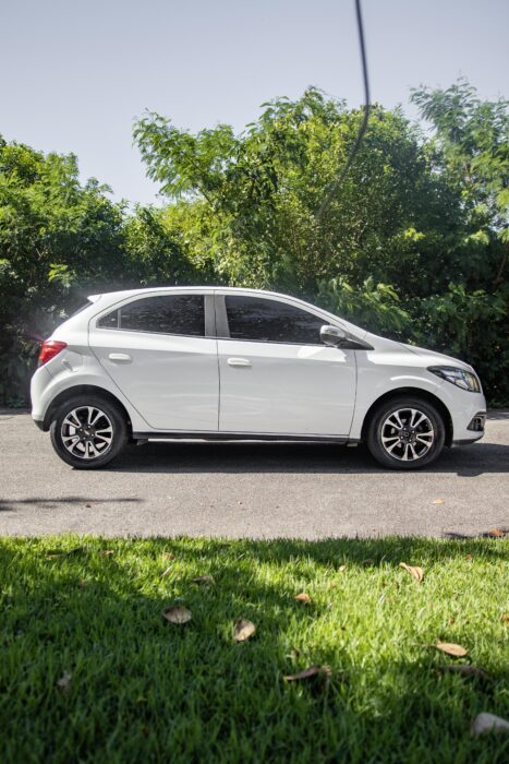 CHEVROLET ONIX 2015 completo