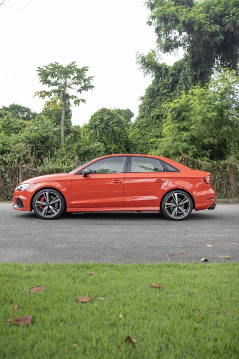 AUDI RS3 2018 completo
