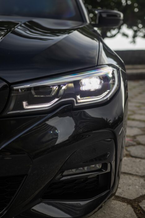 BMW 320i 2022 completo