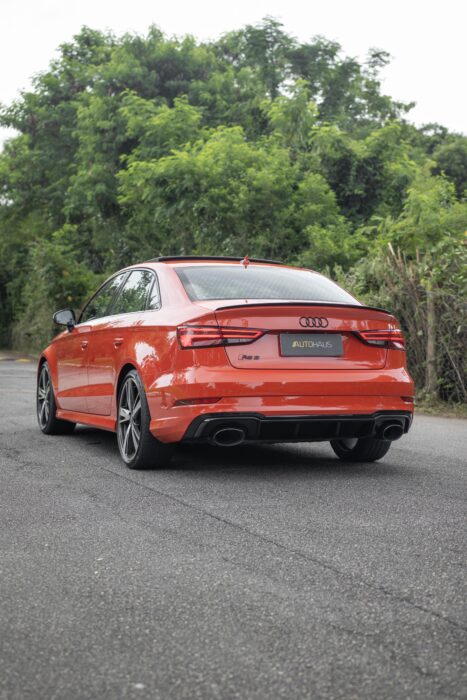 AUDI RS3 2018 completo