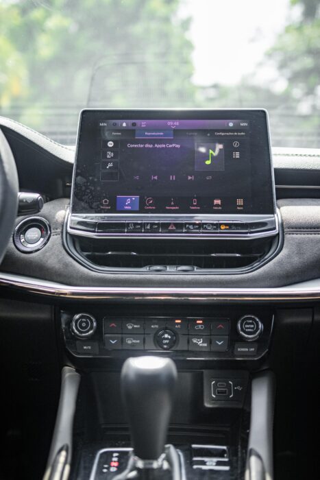 JEEP COMMANDER 2023 completo