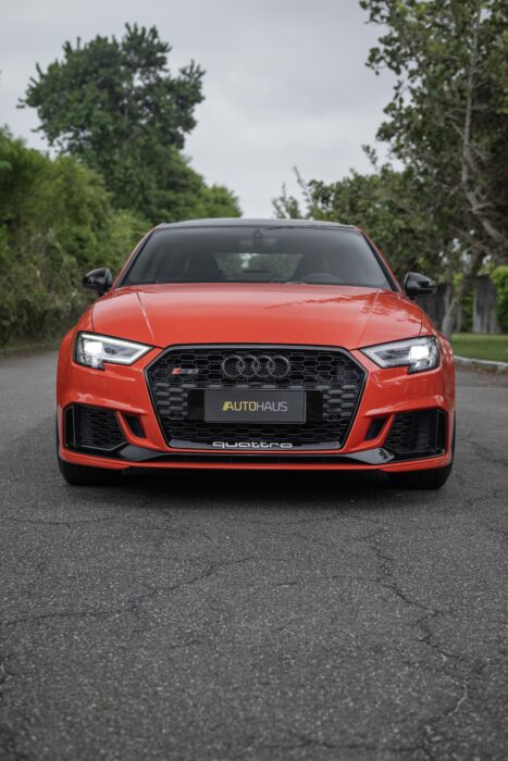 AUDI RS3 2018 completo