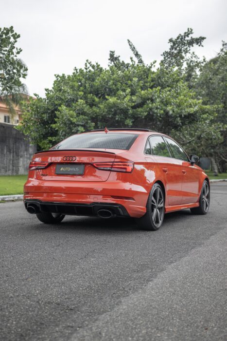 AUDI RS3 2018 completo