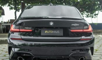 BMW 320i 2022 completo