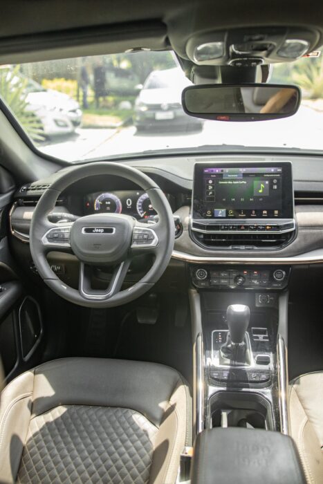 JEEP COMMANDER 2023 completo