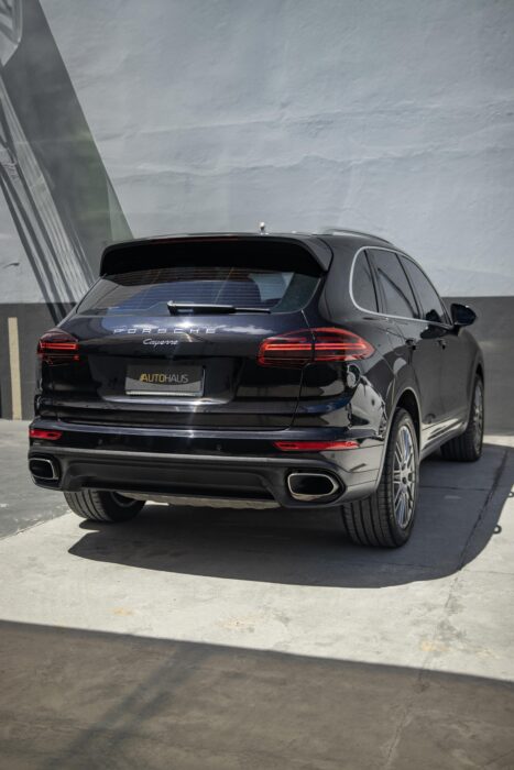 PORSCHE CAYENNE 2017 completo