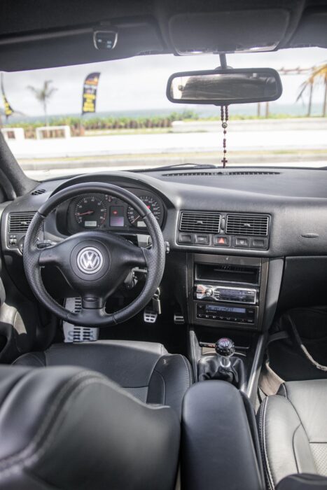 VOLKSWAGEN GOLF GTI 2004 completo