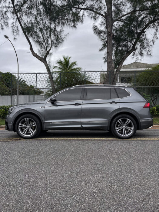 VOLKSWAGEN TIGUAN 2021 completo