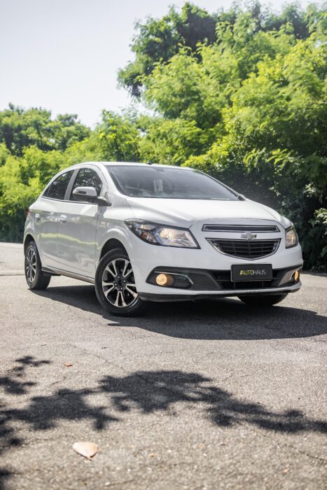 CHEVROLET ONIX 2015 completo