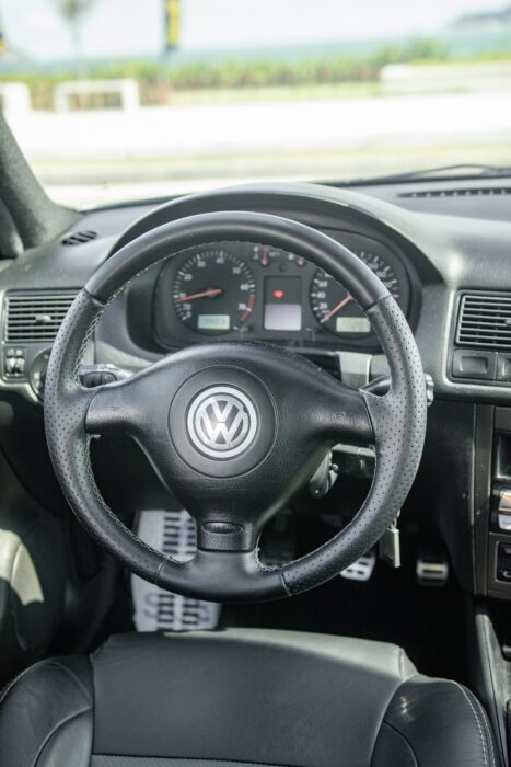 VOLKSWAGEN GOLF GTI 2004 completo