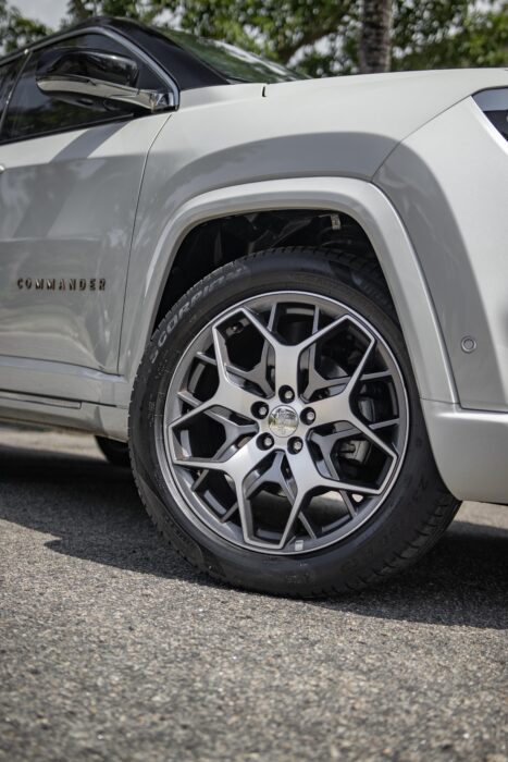 JEEP COMMANDER 2023 completo