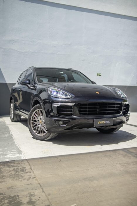 PORSCHE CAYENNE 2017 completo