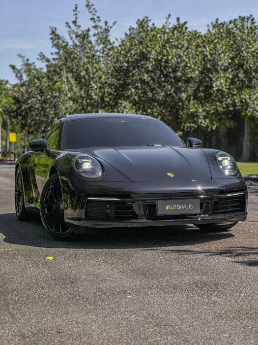 PORSCHE 911 2020 completo