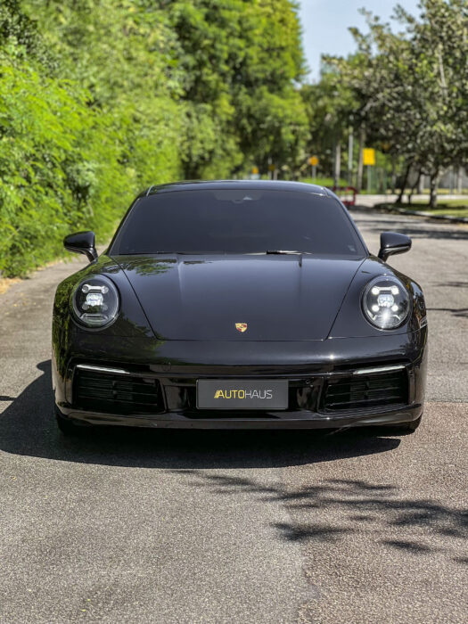 PORSCHE 911 2020 completo