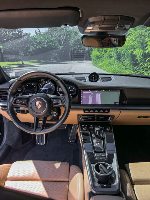 PORSCHE 911 2020 completo