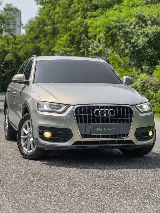 AUDI Q3 2015 completo