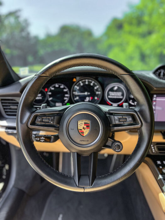 PORSCHE 911 2020 completo