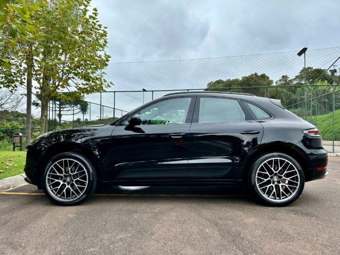 PORSCHE MACAN 2020 completo