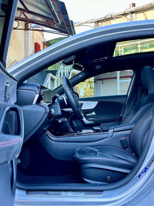 MERCEDES-BENZ A 250 2019 completo