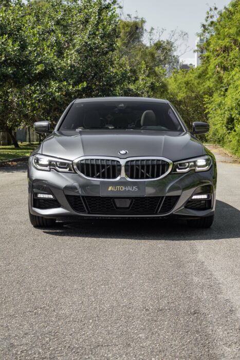 BMW 320 i 2022 completo