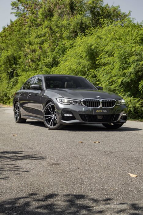 BMW 320 i 2022 completo