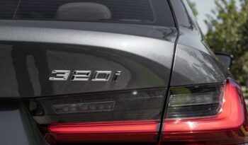 BMW 320 i 2022 completo