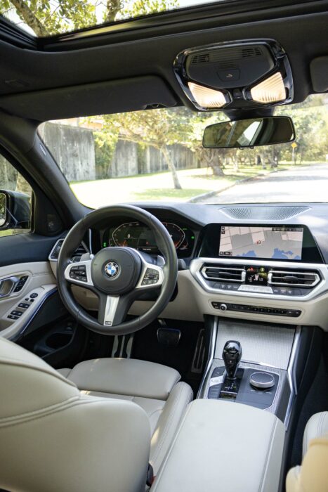 BMW 320 i 2022 completo