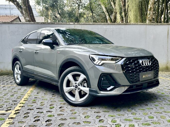 AUDI Q3 2023 completo