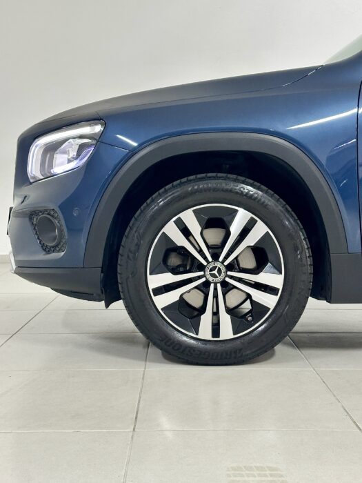 MERCEDES-BENZ GLB 200 2021 completo