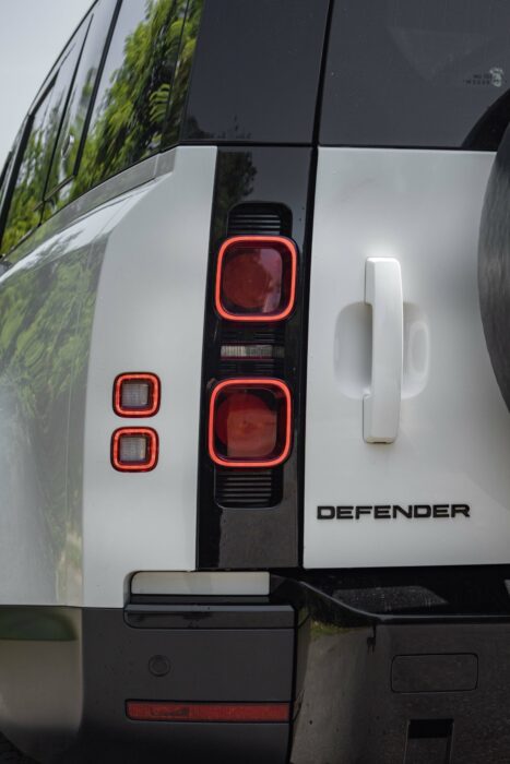 LAND ROVER DEFENDER 2021 completo