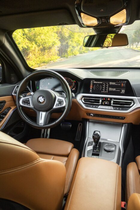 BMW 320 i 2020 completo