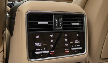 PORSCHE CAYENNE 2023 completo