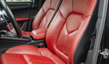 PORSCHE MACAN 2018 completo