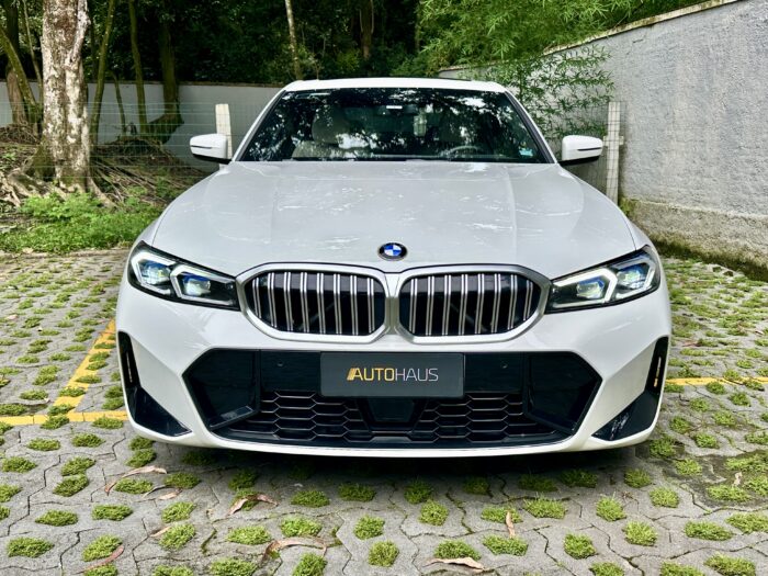 BMW 320 2023 completo