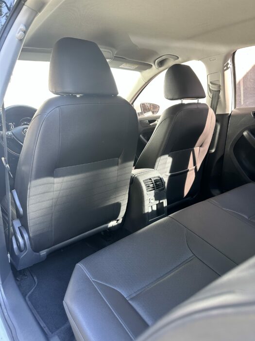 VOLKSWAGEN JETTA 2018 completo