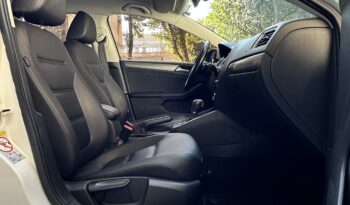 VOLKSWAGEN JETTA 2018 completo