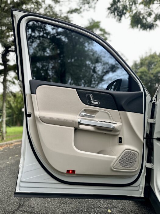 MERCEDES-BENZ GLB 200 2020 completo